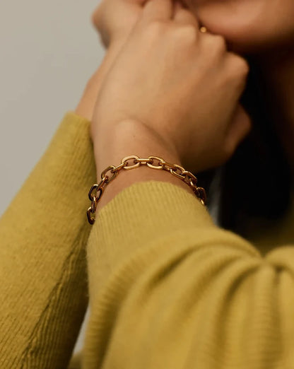 Square Paperclip Chain Bracelet | 18k Gold Plated Bracelets Missoma