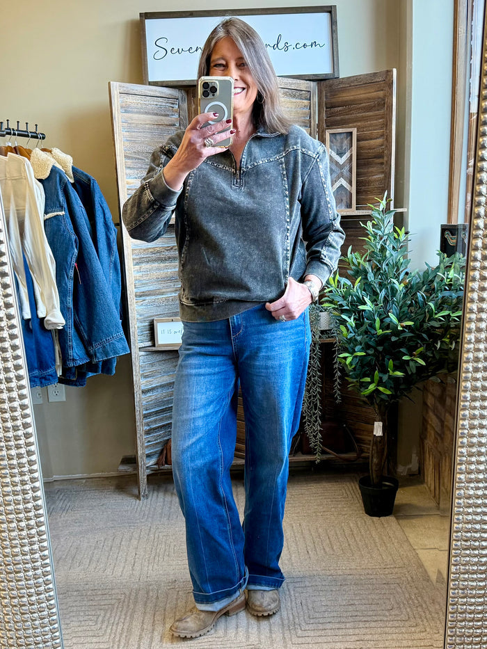 Studded 1/4-zip dark charcoal sweatshirt with quarter zip and long sleeves