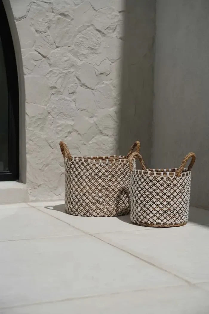 THE CROSSED STITCHED MACRAME BASKET- S