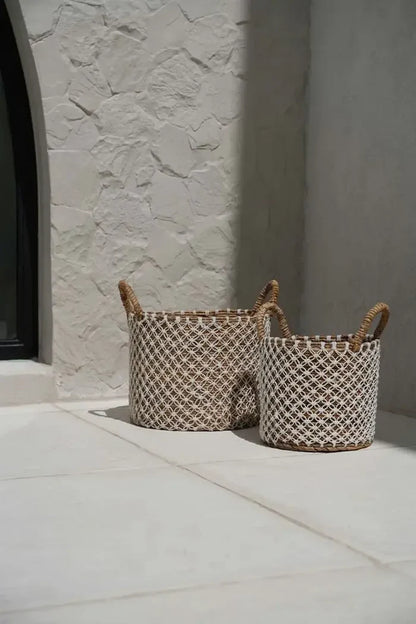 THE CROSSED STITCHED MACRAME BASKET- S