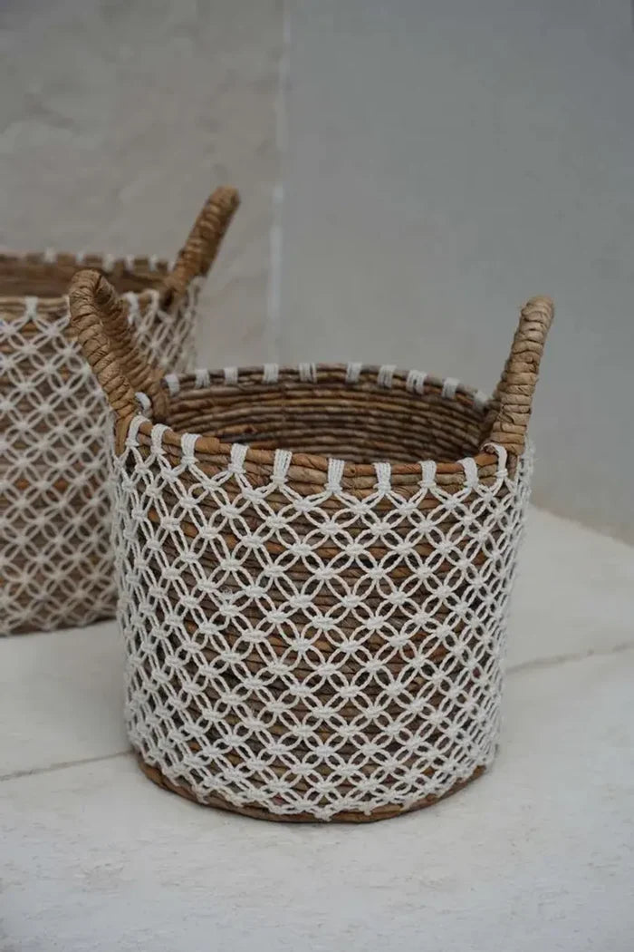 THE CROSSED STITCHED MACRAME BASKET- S