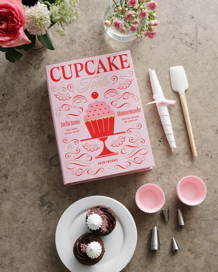 THE ESSENTIALS - CUPCAKE TOOLS