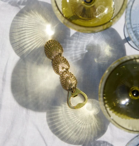 THE THEO SHELL BOTTLE OPENER