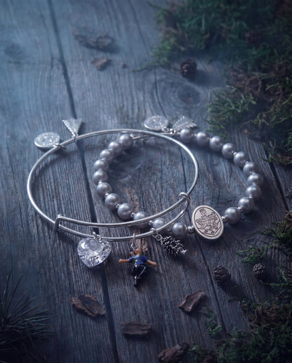The Twilight Saga Cullen Crest Beaded Charm Bangle