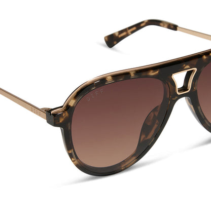 diff eyewear featuring the tosca iii aviator sunglasses with a espresso tortoise frame, gold temple and rim and brown gradient polarized lenses detailed view