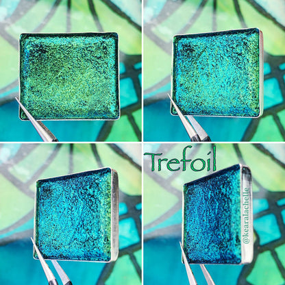 Trefoil Jewelled Multichrome Eyeshadow angle shifts lime-emerald-turquoise-blue