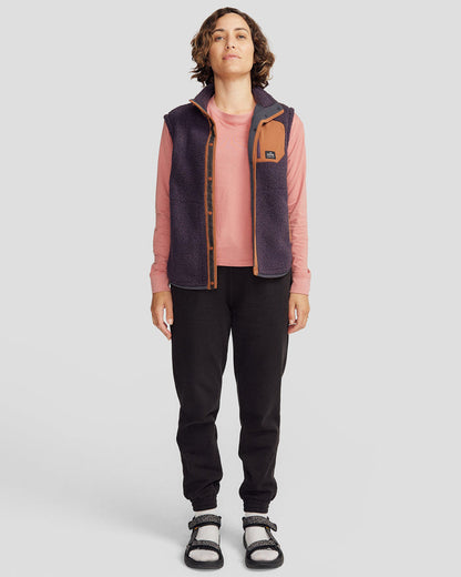 b0925_ona_co_z_high_pile_womens_vest_purple_b_1744694004000
