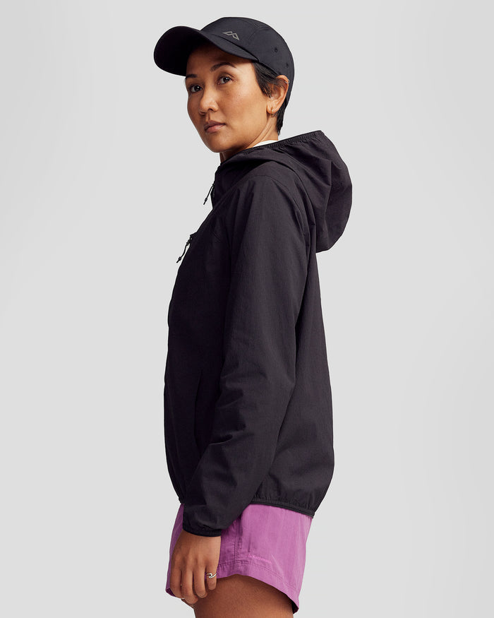 b1550_o4w_womens_trailhead_windbreaker_black_m_c_1310x1637_d055e4e_1756934251000